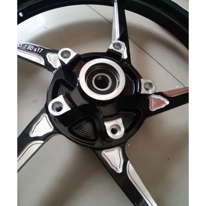 Bánh mâm CNC EXCITER 150 bảng 1.4/1.6 như hình