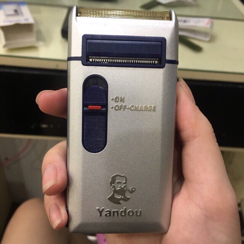 Cạo Khô Yandou SCW 301U Sử Dụng Sạc Pin Chính Hãng
