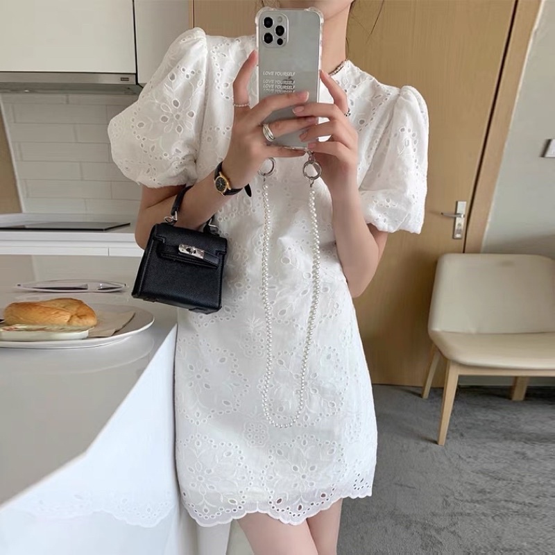 Đầm Suông Cổ Tròn Tay Phồng Váy Ren Suông Dáng Ngắn Thời Trang Thanh Lịch