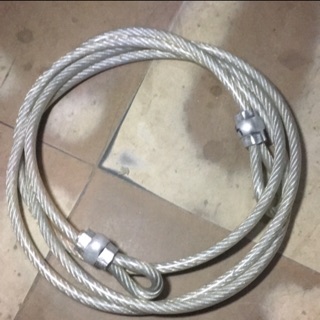 Cáp khoá xe bọc nhựa phi 10-7 mét