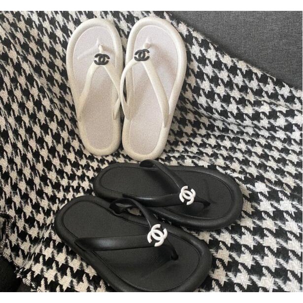 Đôi dép xỏ ngón thời trang mùa hè thường ngày cho nữ đi biển