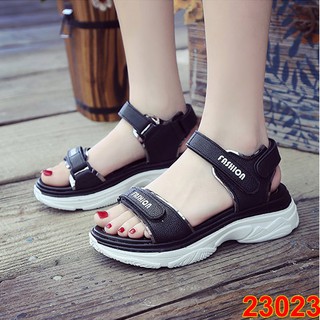Freeship 99k toàn quốc - sandal cá tính 23023
