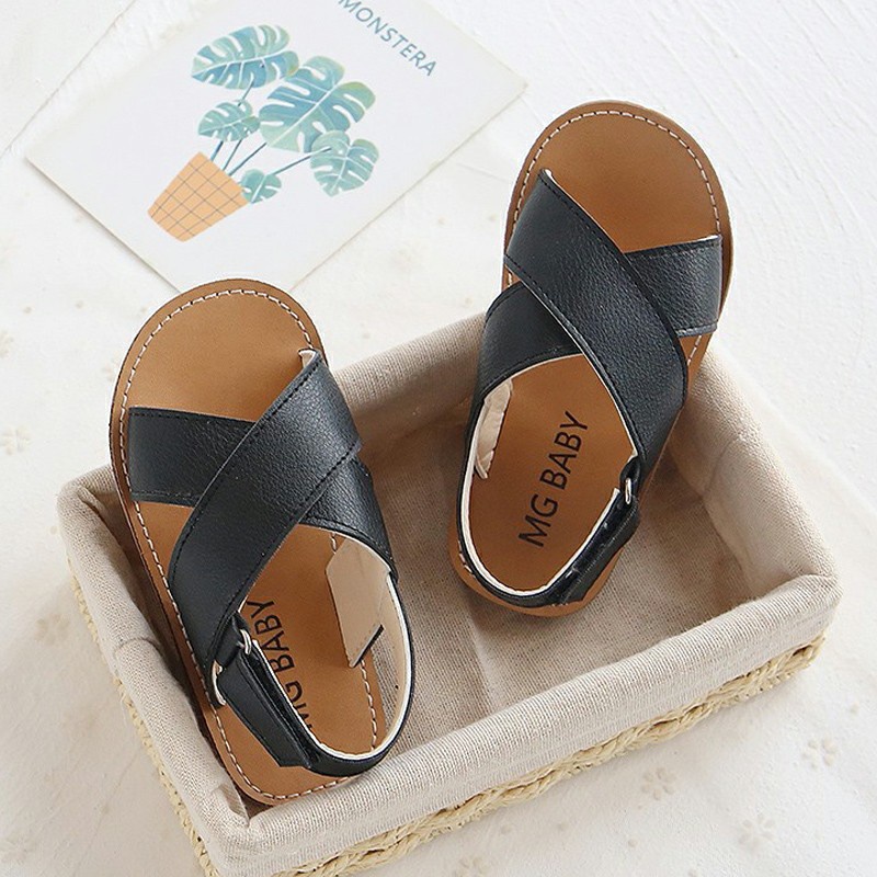 Dép cho bé trai bé gái, Dép sandal cho bé quai chéo thoáng chân chất da PU siêu mềm MG baby đế cao su mềm 002