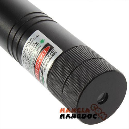 Đèn pin cực mạnh Laser 303