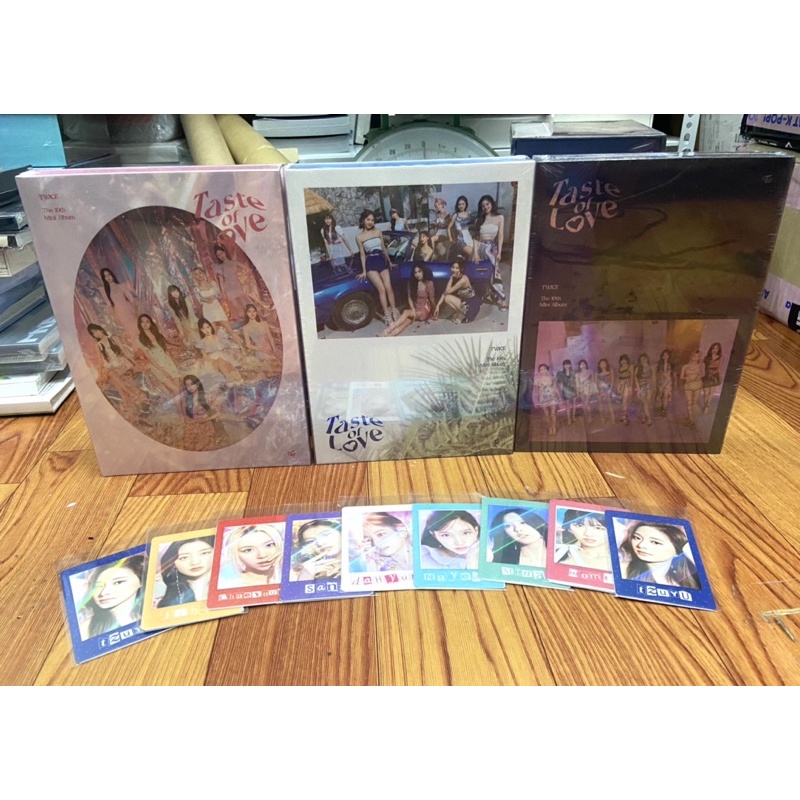 Có sẵn TWICE TASTE OF LOVE Hộp lỗi được chọn card pre order | BigBuy360 - bigbuy360.vn