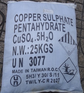 Copper Sulphate CUSO4 ( đồng sung phát) 1kg tặng kèm 1 kg vôi dùng để pha boccdo dùng cho cây