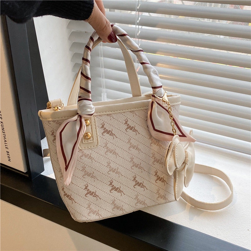 Túi Xách Đeo Vai Thời Trang Mùa Hè Hàng Mới Chất Lượng Cao Dành Cho Nữ