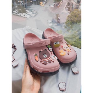 DÉP SỤC CÁ SẤU ĐÍNH STICKER