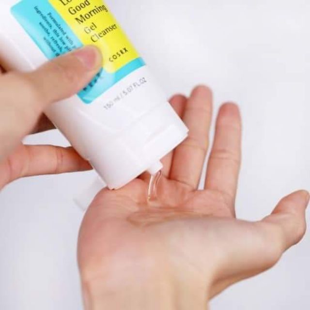 Sữa rửa mặt Cosrx Good Morning gel cleanser.