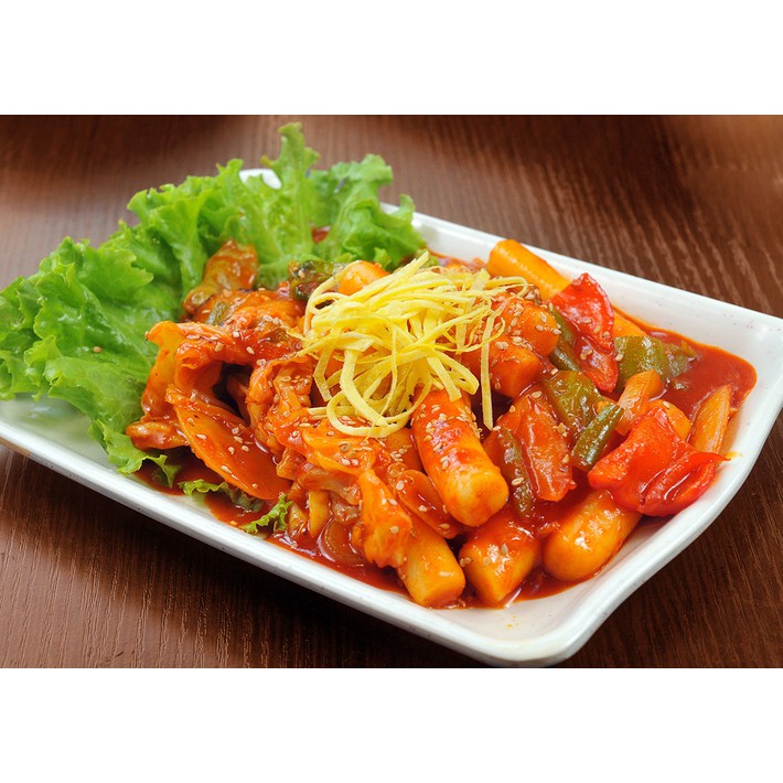 Bánh Gạo Hàn Quốc Tokbokki Vị Cay Ngọt Dạng Cốc 140g Tiện Lợi
