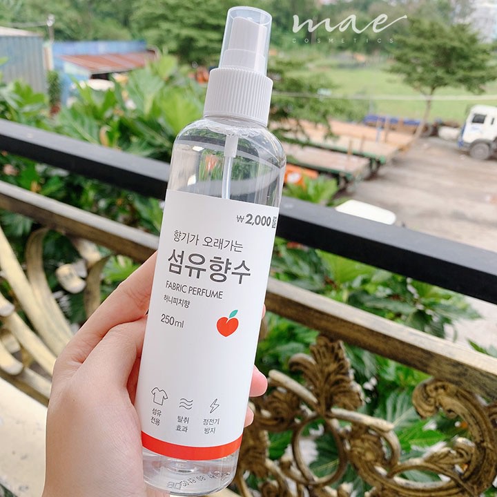 Xịt Thơm Quần Áo Fabric Perfume Hàn Quốc 250ml