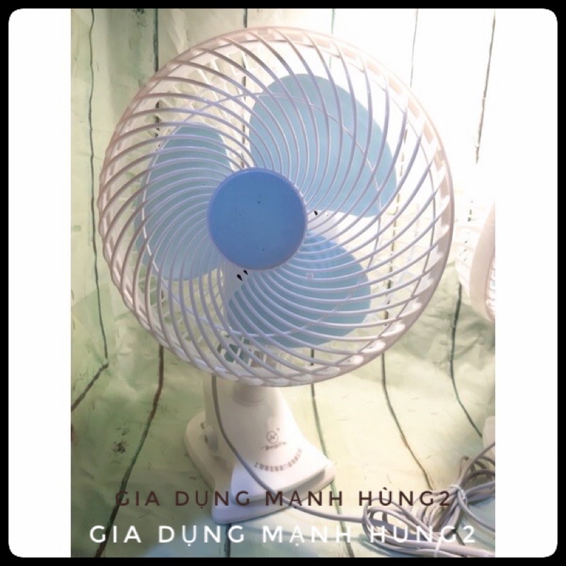 Quạt kẹp đa năng sải cánh 30cm - Quat kẹp sải cánh20cm- Quạt màn em bé  ,Xoay 180 độ,Điện 220v.Tiện dụng cho Văn phòng