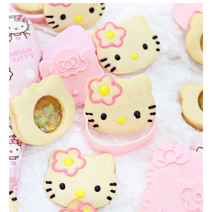 Bộ 4 khuôn làm bánh quy CHEF MADE KT7059 tạo hình hello kitty ba chiều thủ công