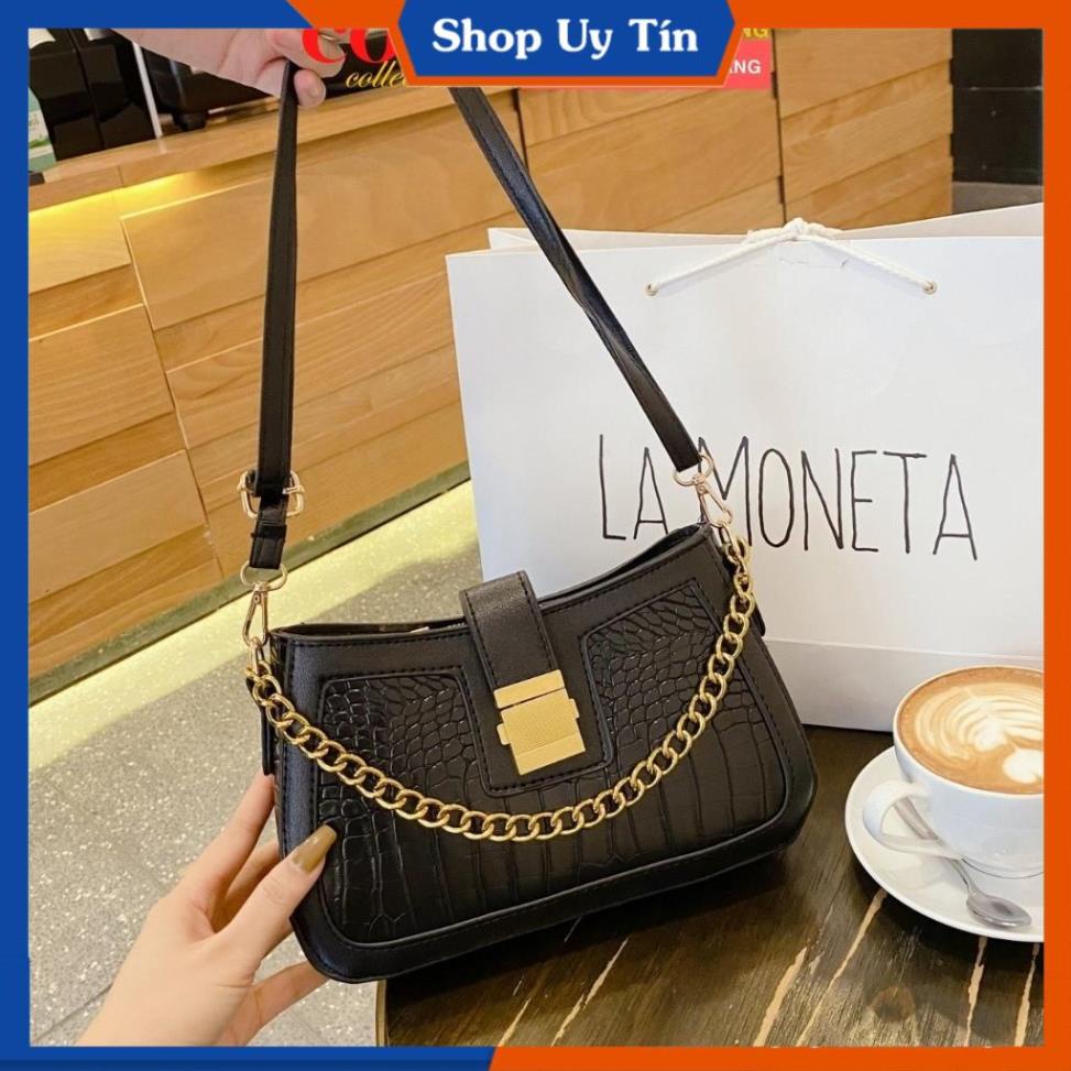 Túi Xách Nữ TX014429 Túi Đeo Chéo Nữ Dáng Vuông Khoá Xích Vân Da Rắn Hai Màu Đen Trắng COCO STORE .