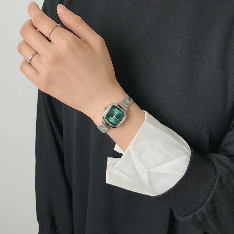 Đồng hồ nữ mặt vuông dây kim loại ULZZANG bền đẹp thời trang