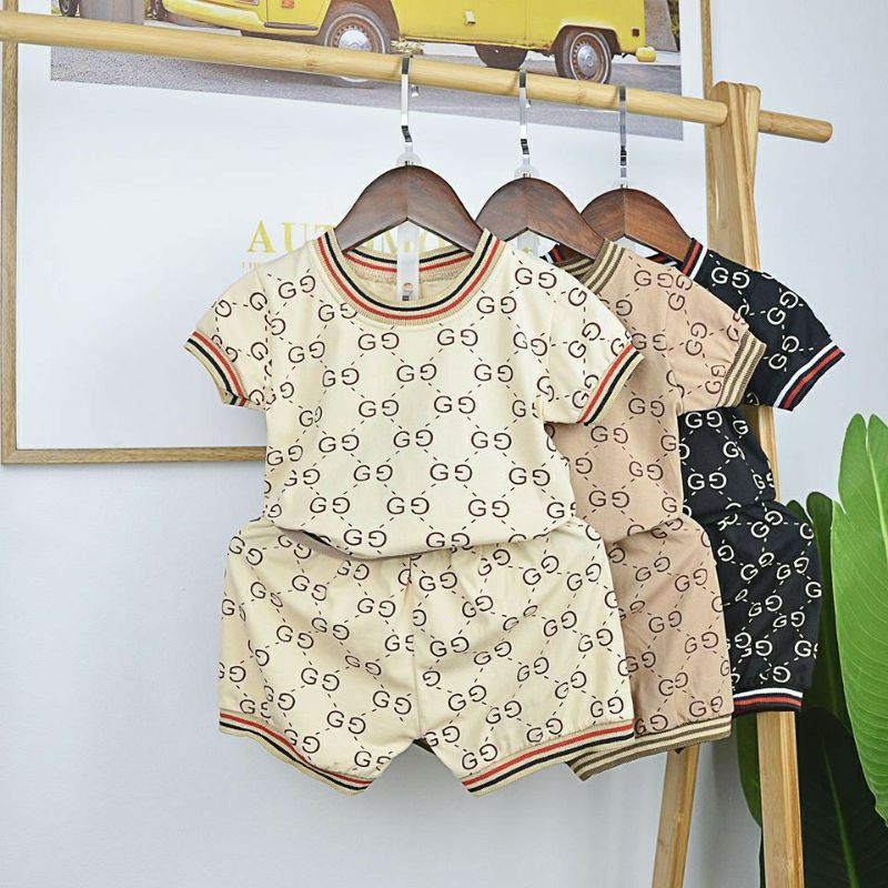 Bộ đồ cho bé trai và bé gái