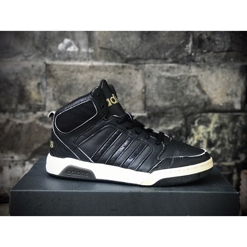 {2hands} Giày Adidas Cổ Cao AW4237