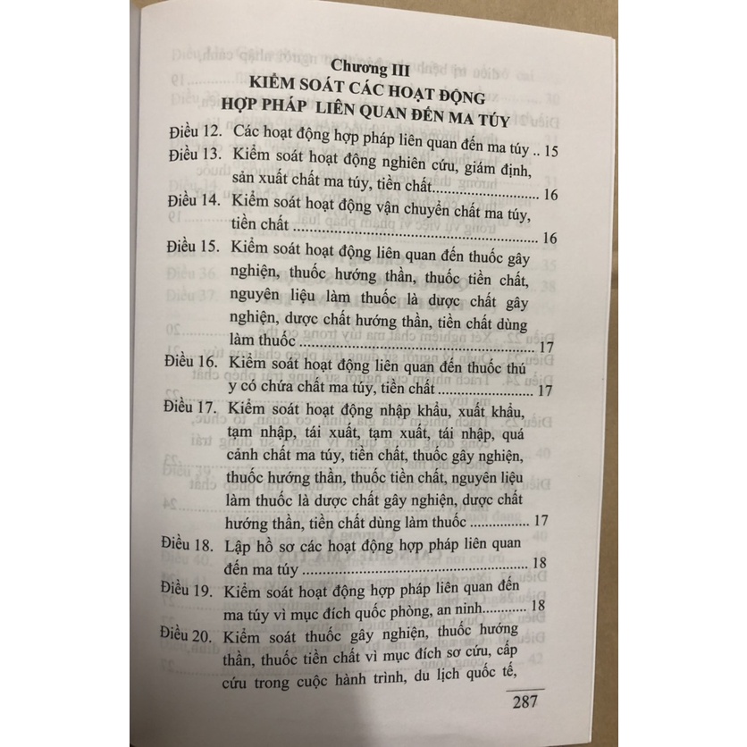 Sách luật phòng, chống ma túy và văn bản hướng dẫn thi hành