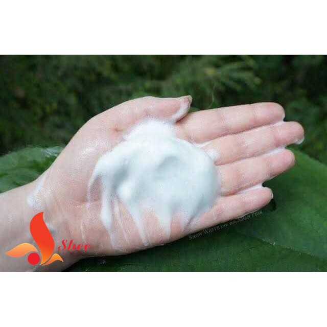 Sửa rửa mặt sáng da ý dĩ Hatomugi Naturie Nhật Bản