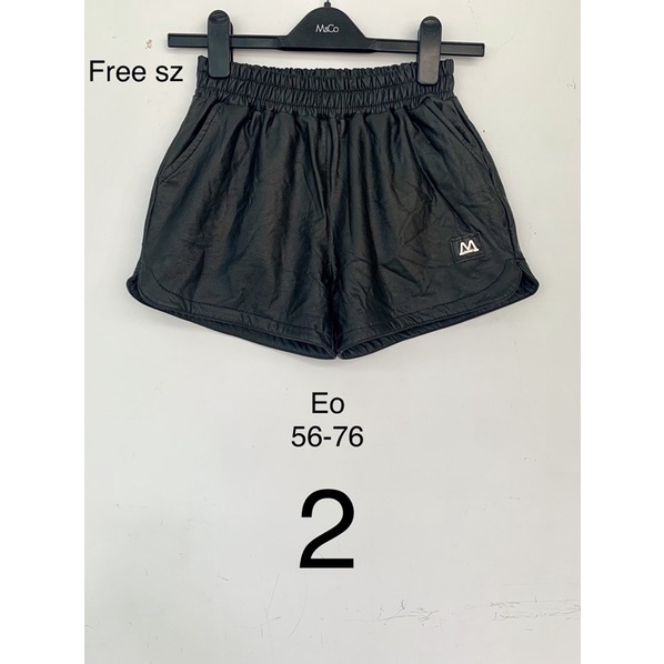 Quần short da đen