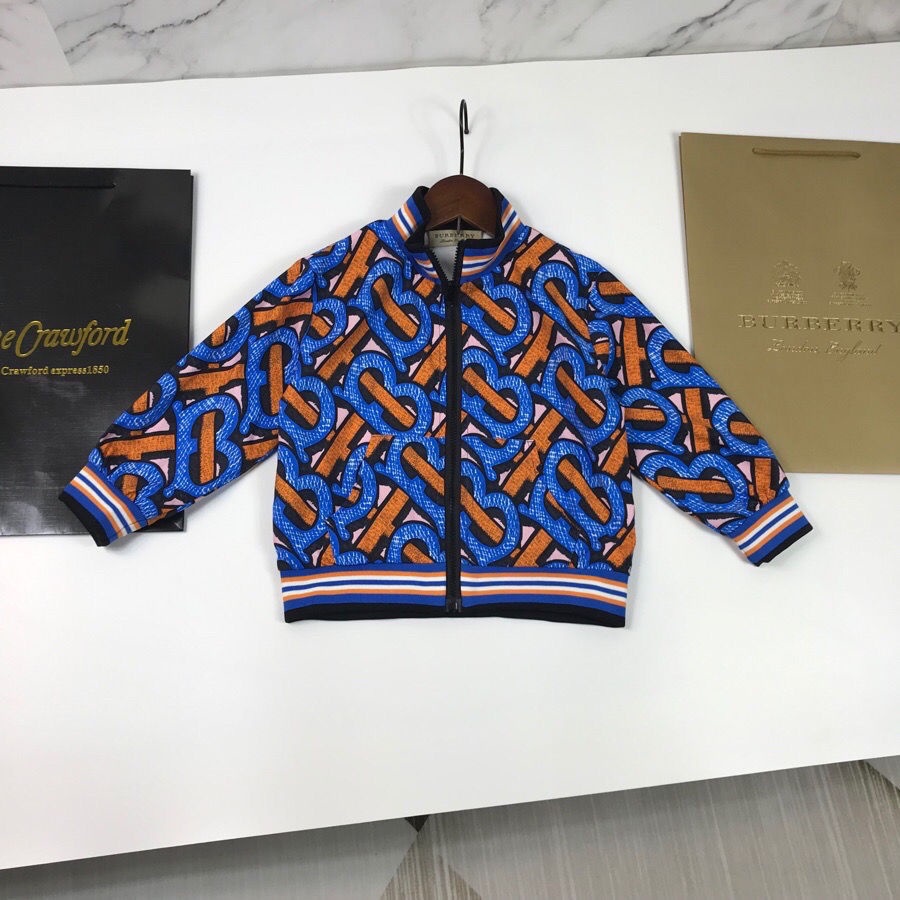 1 Bộ Áo Thun Burberry Tay Ngắn Cổ Tròn + Quần Dài Bằng Cotton Dành Cho Bé Trai Gái