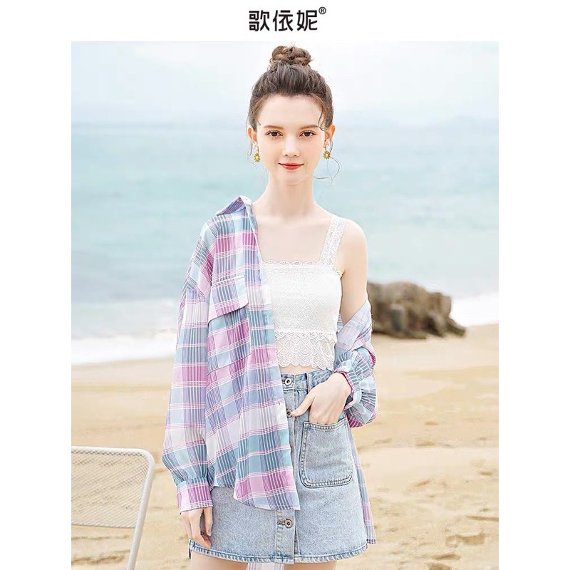 Áo Bra ren đi biển
