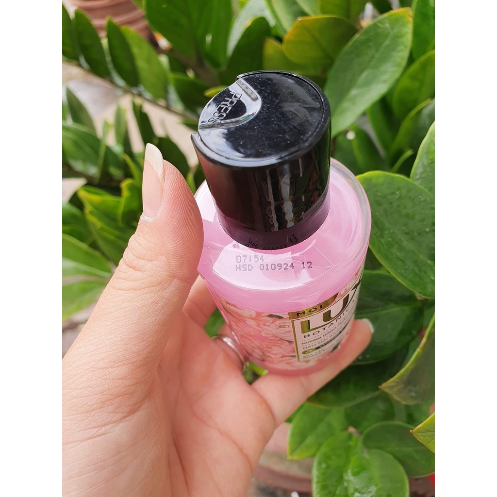 Sữa Tắm Lux Hương Nước Hoa Hồng Pháp Nồng Nàn 100g Mềm Mịn Rạng Ngời