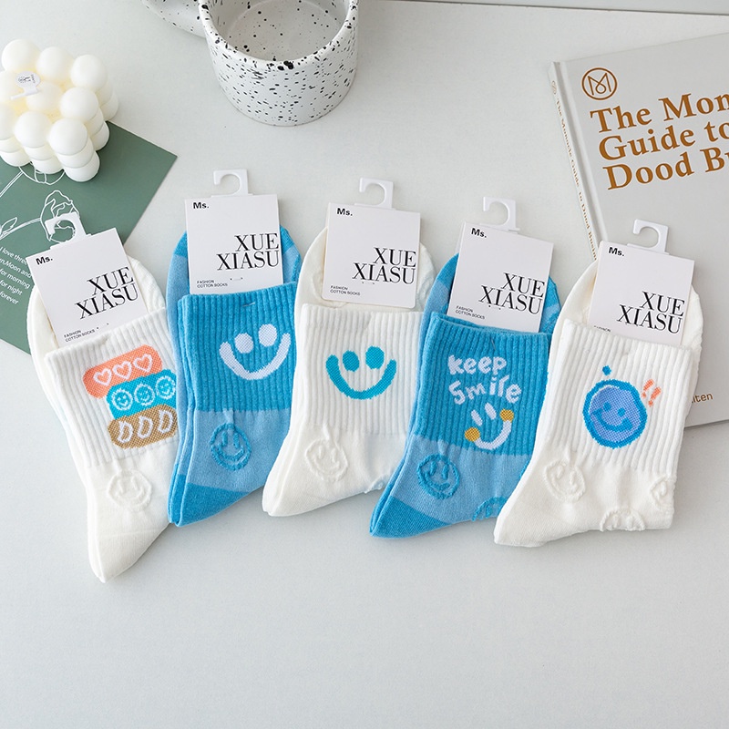 Nhiều đôi tất cao cổ nhiều màu dễ thương vớ nữ họa tiết