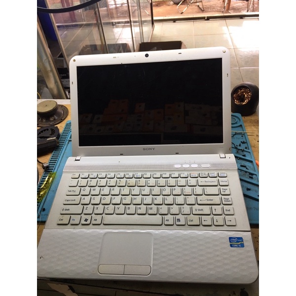 Máy tính Sony Vaio VPCEG hư main rã xác