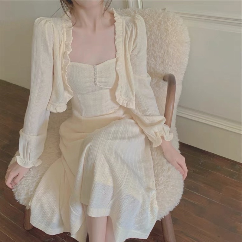 VÁY HAI DÂY TIỂU THƯ KÈM ÁO KHOÁC MỎNG CARDIGAN