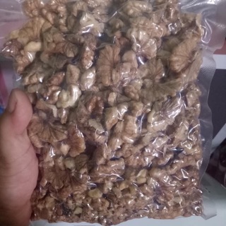 Hạt óc chó đã tách vỏ