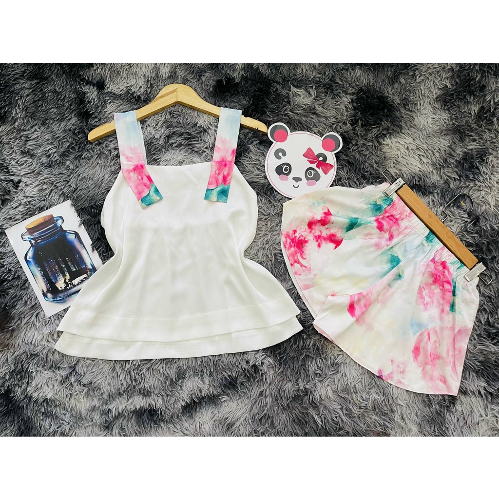 Bộ lụa tơ tằm 2 dây quần đùi, bộ lụa tơ tằm 2 dây sang chảnh | BigBuy360 - bigbuy360.vn