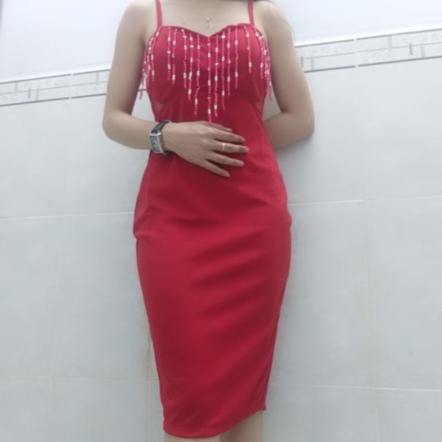 Đầm body 2 dây kết cườm