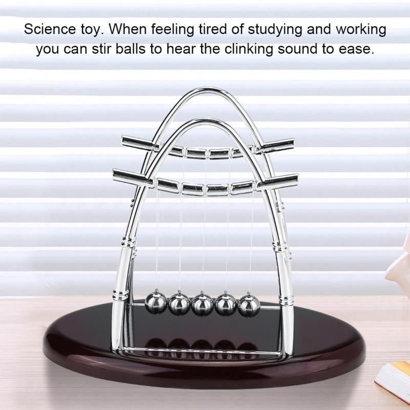 Con lắc Newton dùng trang trí bàn làm việc | BigBuy360 - bigbuy360.vn