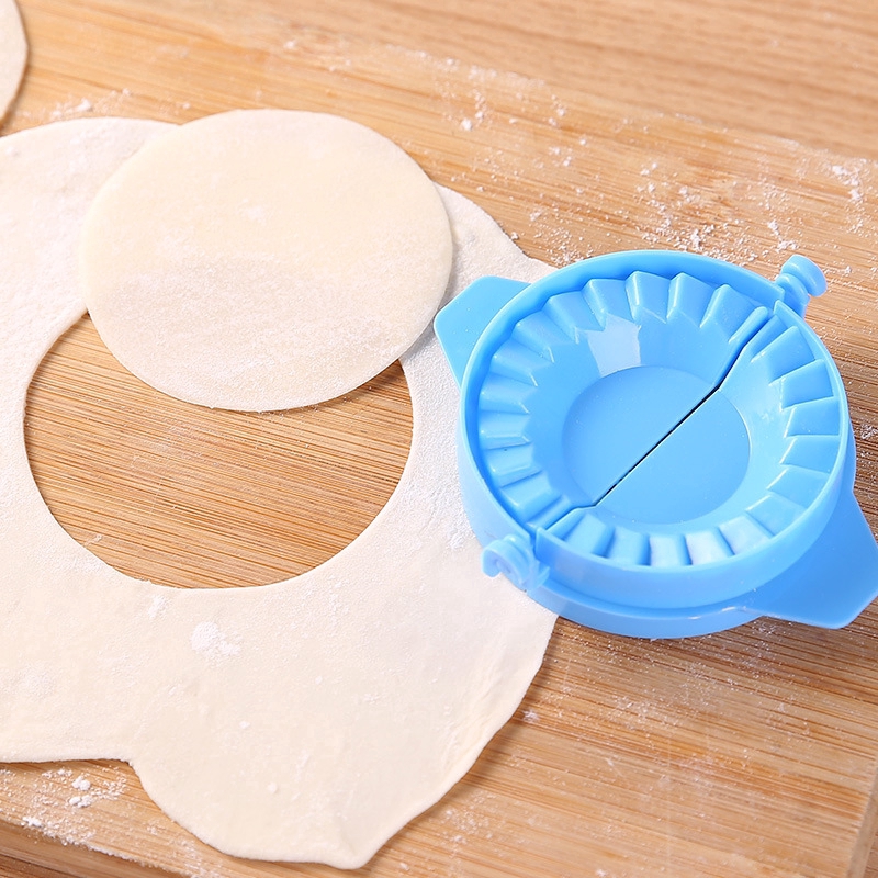 Creative Plastic Make Dumplings Mold/ Convenient Practical Handmade Dough Maker/ Home Kitchen Gadget