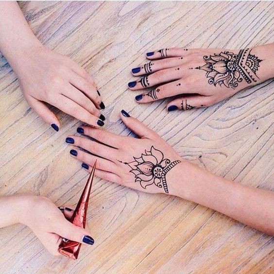 Mực xăm henna màu nâu