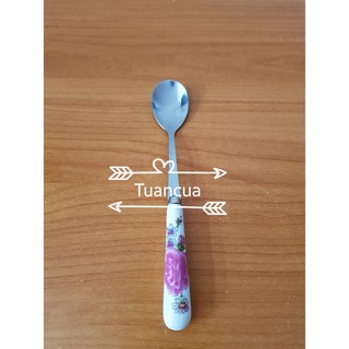 Muỗng nĩa cán sứ