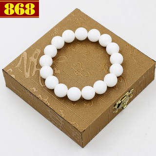 Vòng chuỗi san hô trắng 12 ly 17 hạt hộp gỗ