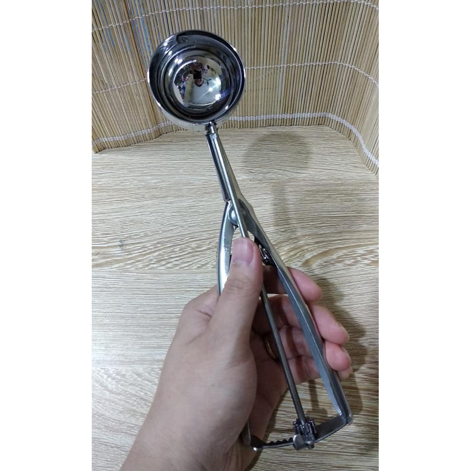 Muôi Múc Kem Viên 5cm ☘ SALE NGÀY VÀNG☘ Chất liệu inox, múc viên kem tươi đường kính 5cm , múc kem ốc quế