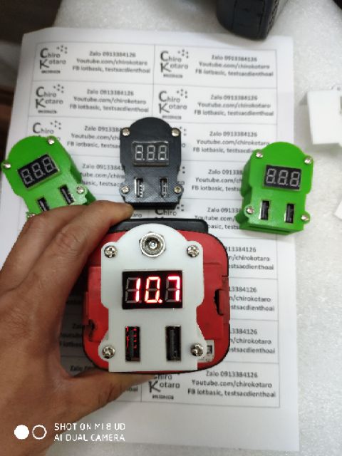 Đế chuyển nguồn sạc điện thoại cho bộ pin National 12v