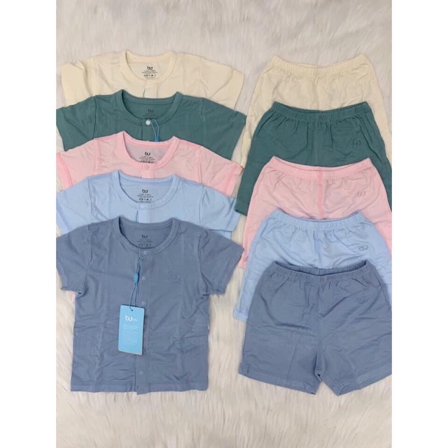 Set Bu cộc cài giữa