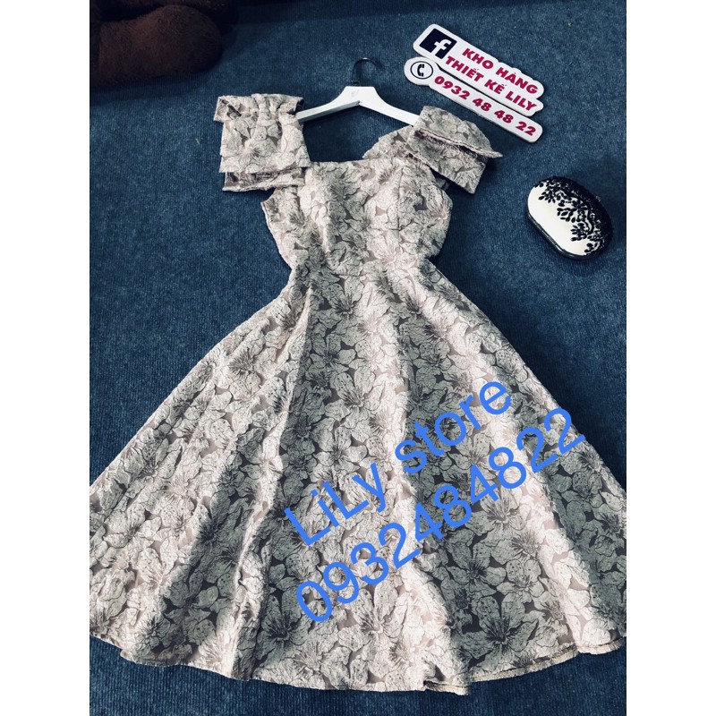 ẢNH VÀ VIDEO THẬT 1000% _ ĐẦM XOÈ GẤM VAI NƠ