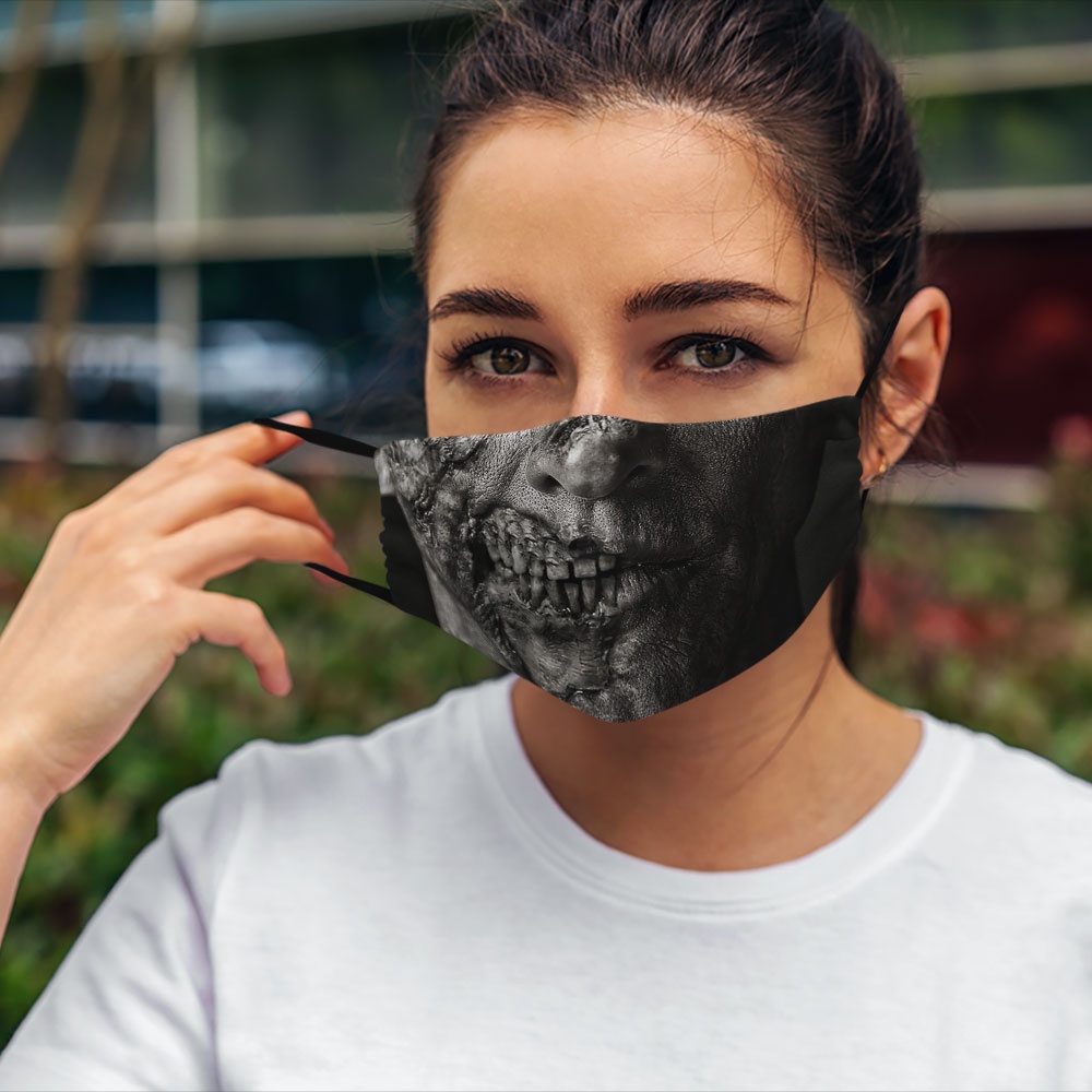 Khẩu trang in hình Kinh Dị_1871 CARTWELL dây đeo mềm đeo thoải mái dễ thở thoáng khí hoạ tiết lạ mắt