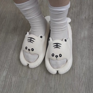 (Oder) Dép lê thuyền hổ có đuôi