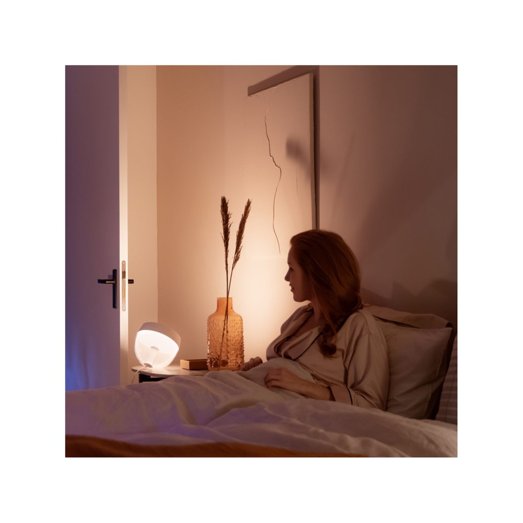 Đèn bàn thông minh Philips Hue Iris - White and Color Ambiance 16 triệu màu