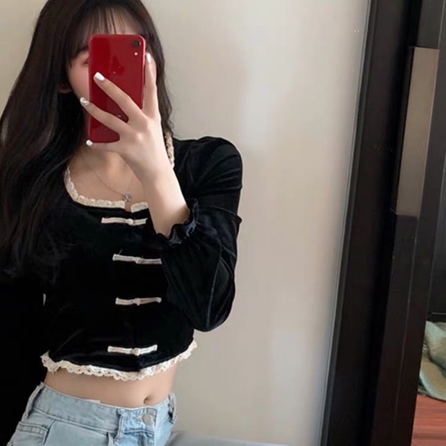 Áo nút cài