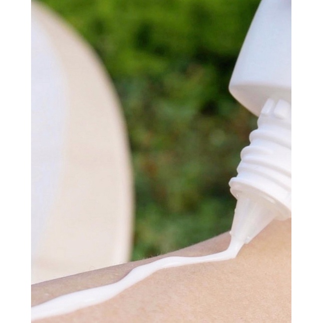 Kem chống nắng Rohto Skin Aqua UV Super Moisture Gel SPF50+ PA++++