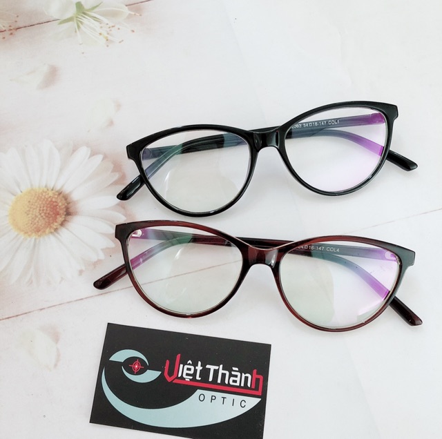Kính mắt mèo đủ màu sếch vừa lắp được cận | BigBuy360 - bigbuy360.vn