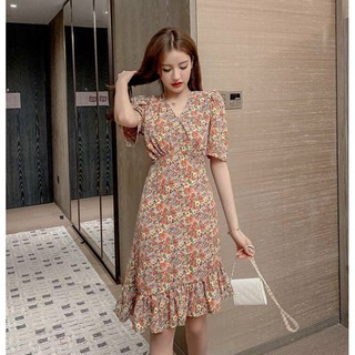 Đầm hoa nhí cổ tim bèo xéo
