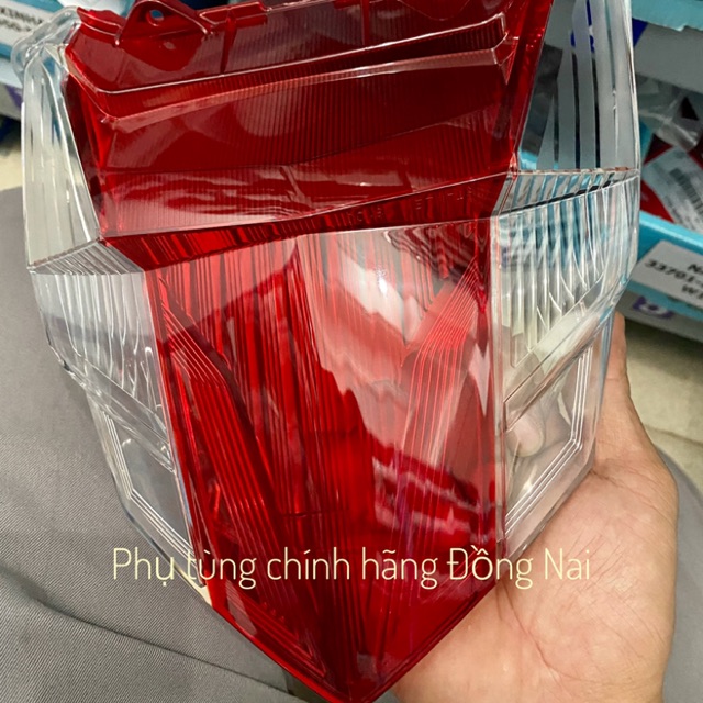 NẮP ĐÈN HẬU ZIN WINNER V1 CHÍNH HÃNG HONDA